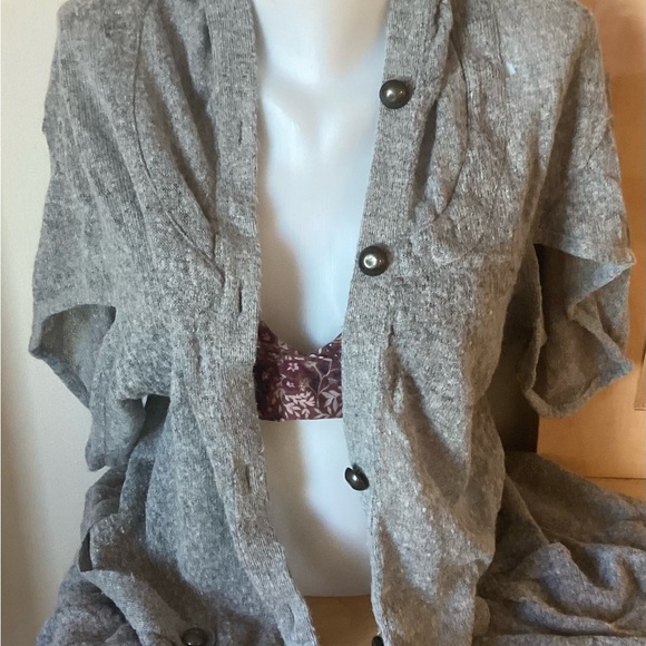 Anna Sui Grey Half Sleeves Button-up Hodded Poncho Cardigan - Picture 2 of 10